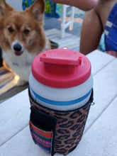 Load image into Gallery viewer, Squeak's Beverage Buddees Magnet